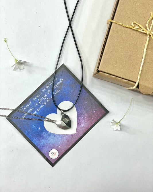 Collar corazón imantado