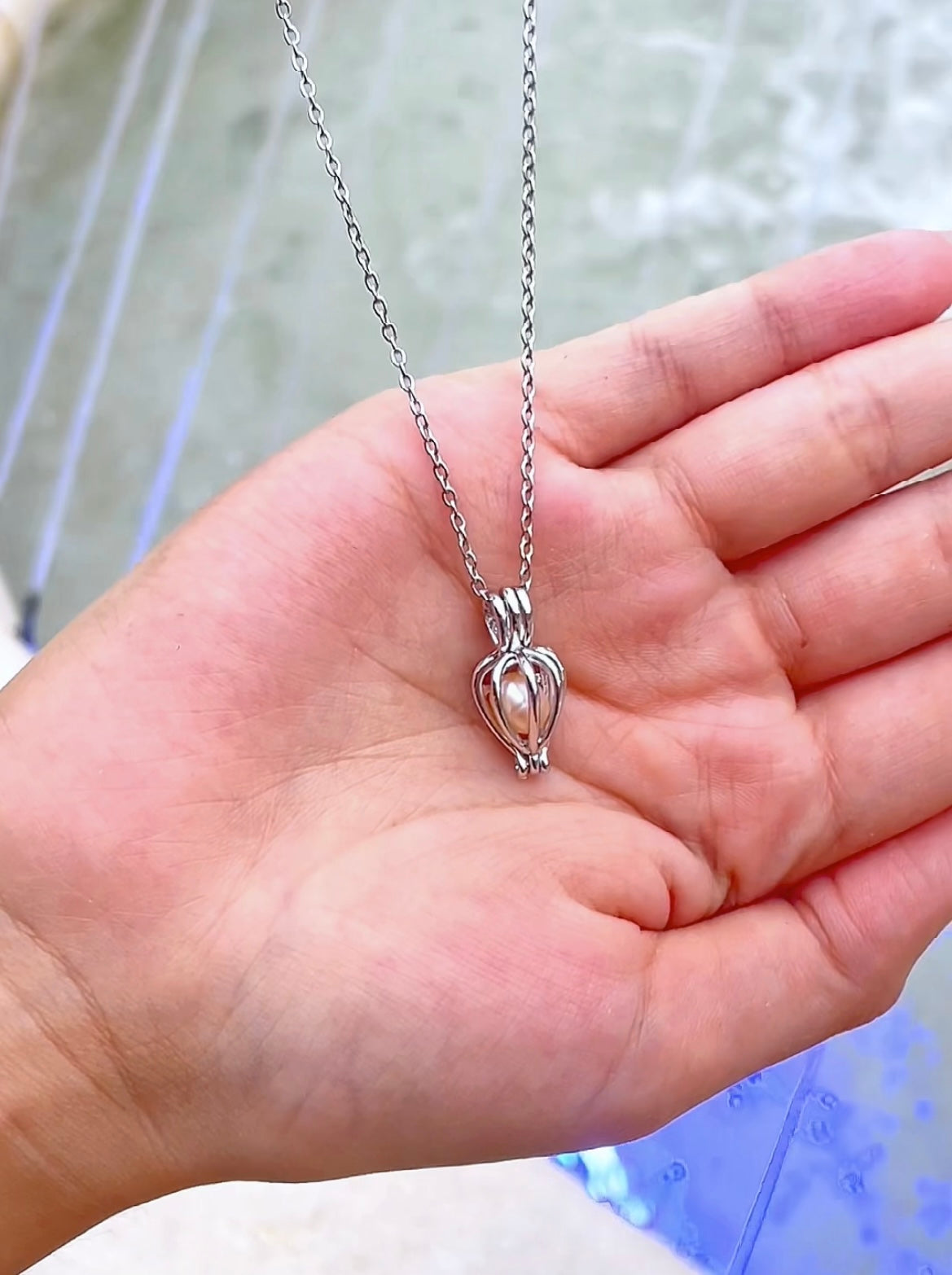 Collar de perla cultivada en ostra real